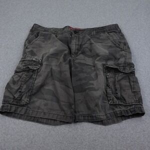 Lee Dungarees Mens 40 Camo Cargo Shorts Y2k Baggy‎ Casual Outdoors Distressed